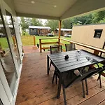 Tinyhouse Neila Stilvolle & Moderne Auszeit Am Natururlaub In Stuer, Mecklenburgische Seenplatte Klima, Grill Stuer