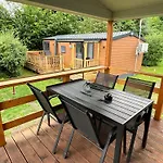 Tinyhouse Neila Stilvolle & Moderne Auszeit Am Natururlaub In Stuer, Mecklenburgische Seenplatte Klima, Grill Ferienhaus