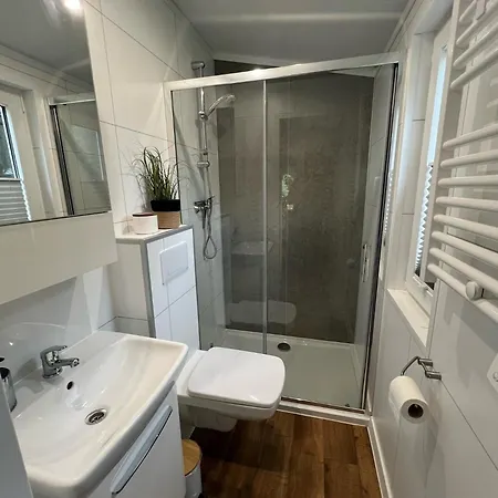 Tinyhouse Neila Stilvolle & Moderne Auszeit Am Natururlaub In Stuer, Mecklenburgische Seenplatte Klima, Grill
