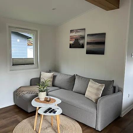 Tinyhouse Neila Stilvolle & Moderne Auszeit Am Natururlaub In Stuer, Mecklenburgische Seenplatte Klima, Grill